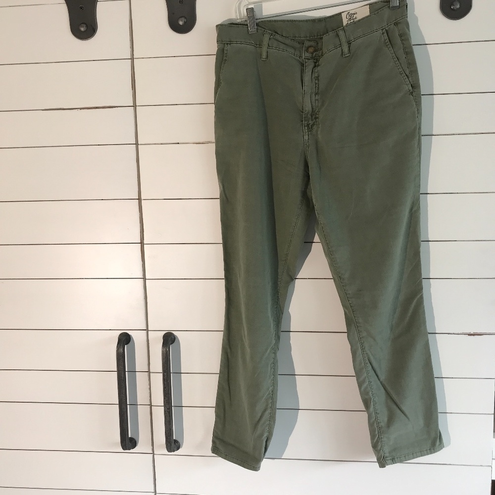 Light army green ankle pant